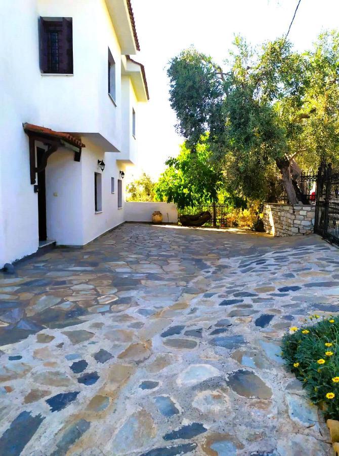 Villa Leonidas Greecefiloxenia Lefokastro Exterior photo