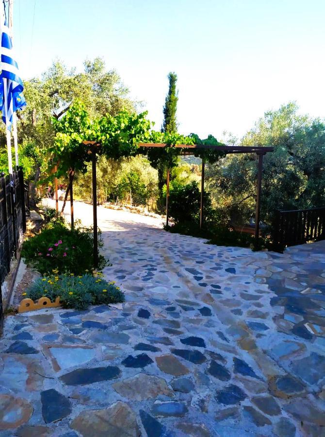 Villa Leonidas Greecefiloxenia Lefokastro Exterior photo
